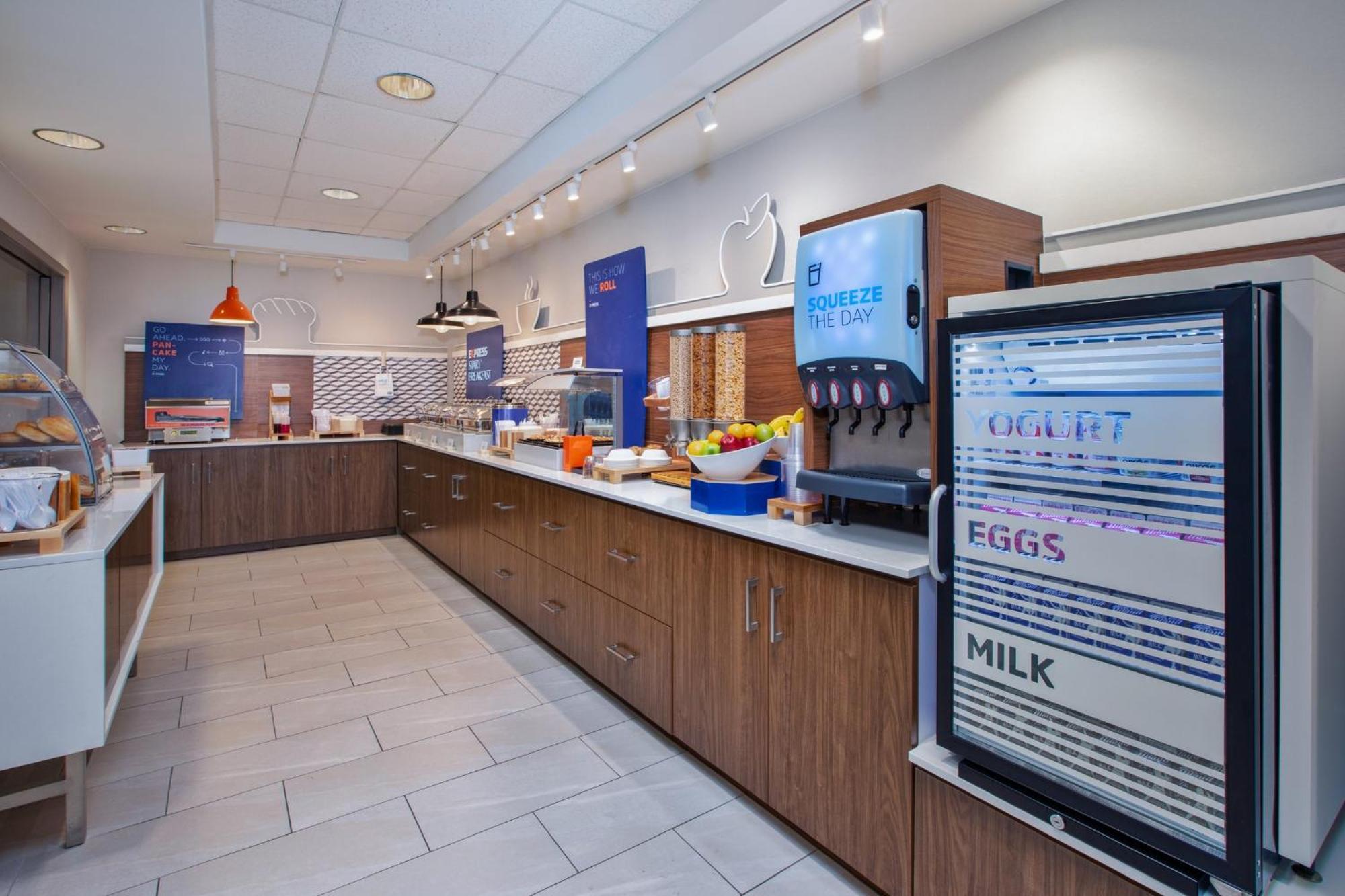Holiday Inn Express Fremont By Ihg Eksteriør billede