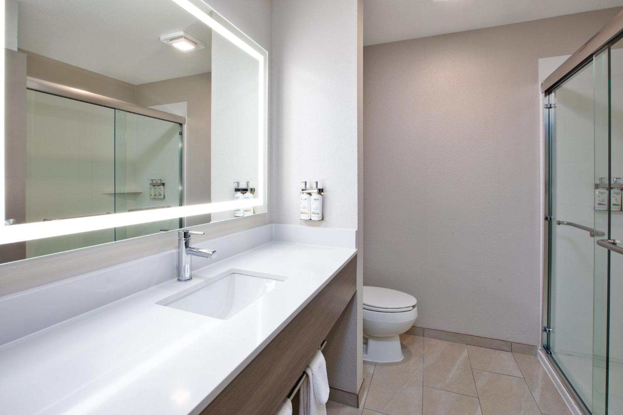 Holiday Inn Express Fremont By Ihg Eksteriør billede